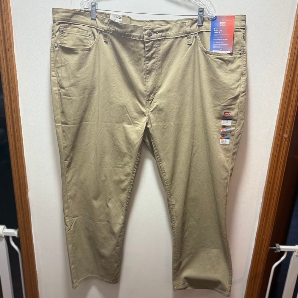 Levis 541 Athletic Taper Khaki Pants Mens 50x30 Big & Tall‎ All Seasons Tech NEW